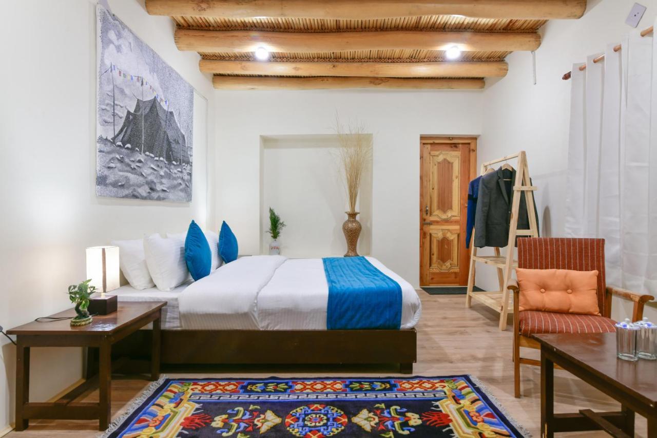Raybo Hostel Лех Екстер'єр фото