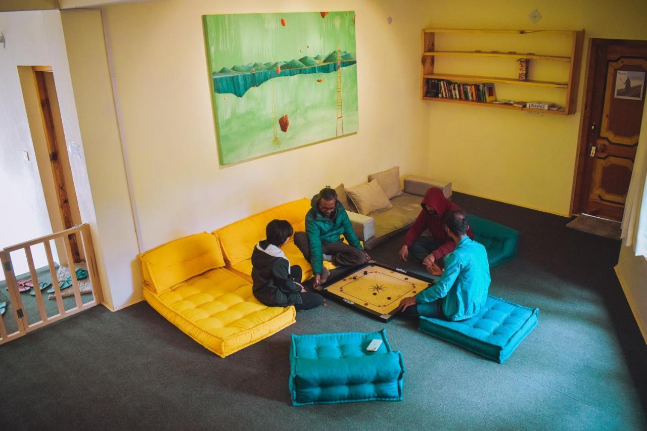 Raybo Hostel Лех Екстер'єр фото